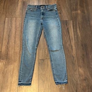 Lucky Brand Bridgette skinny 4/27